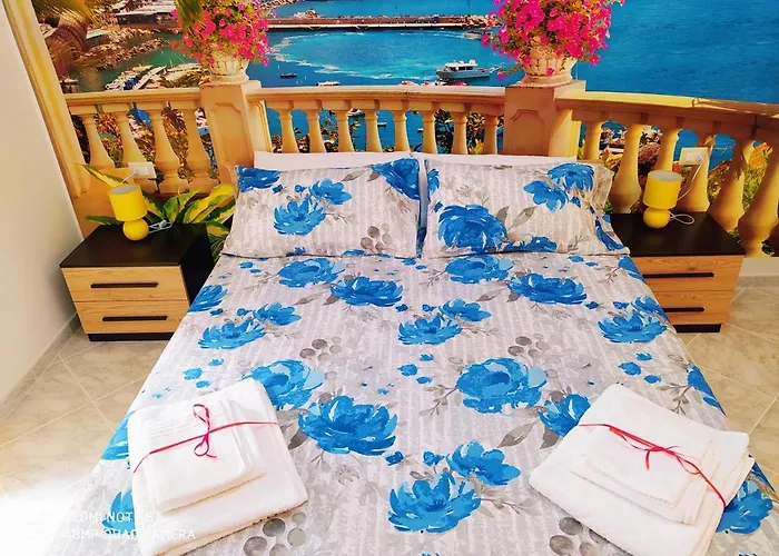 Konukevi Altea Royale Napoli